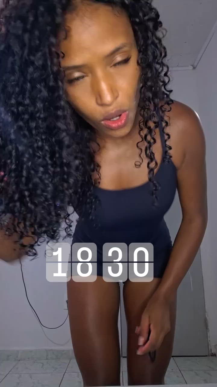 Vídeo Maiara, Vitória ES - Cacheada de qualidade - Clique para assistir