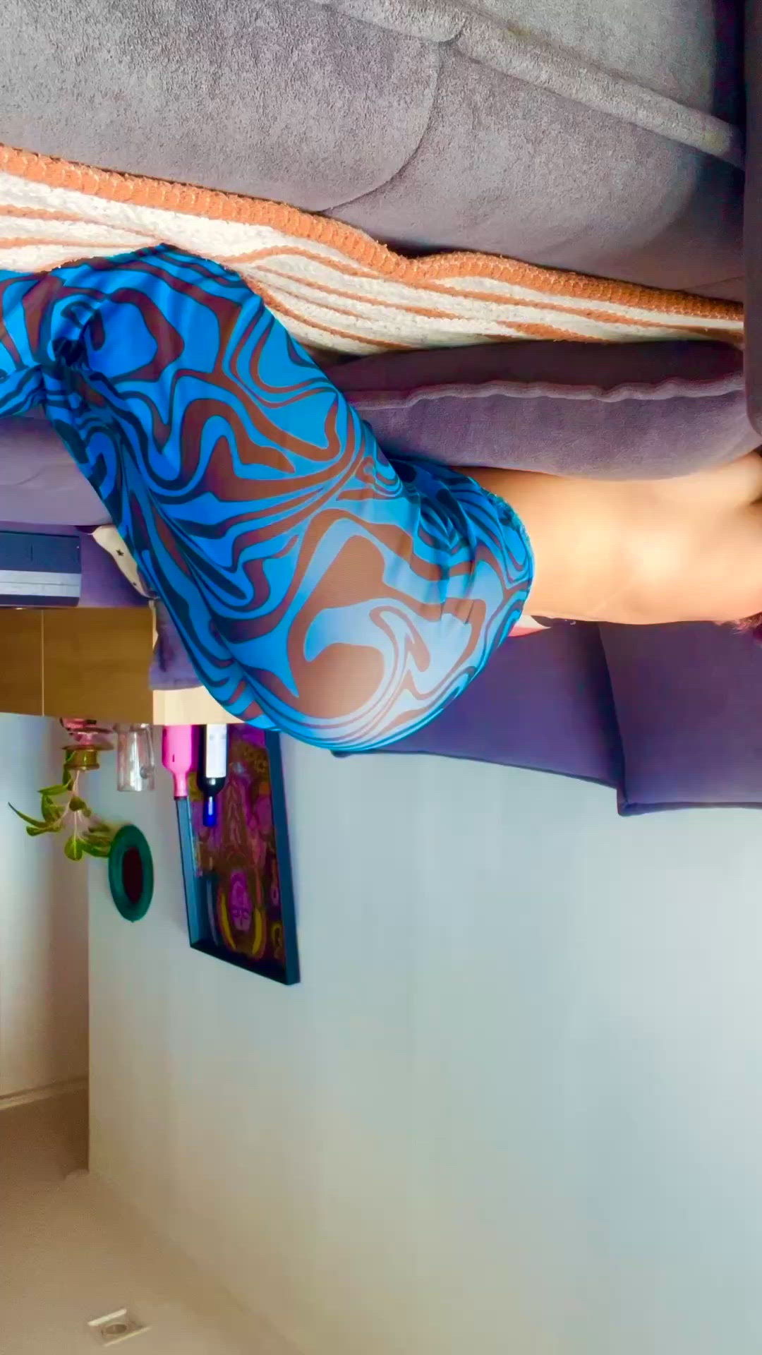 Vídeo Manuele, Vitória ES - Presencial, virtual, com massagem e à casais - Clique para assistir