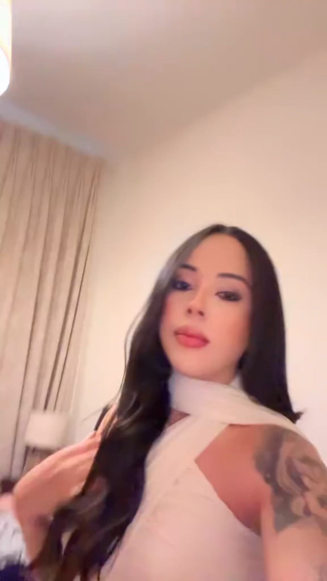 Vídeo Maya Melo, Vitória ES - Acompanhante de luxo - Clique para assistir