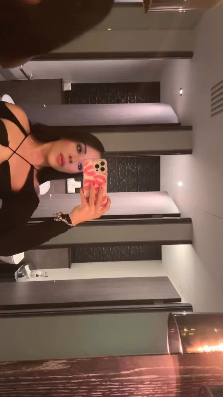 Vídeo Maya Melo, Vitória ES - Acompanhante de luxo - Clique para assistir