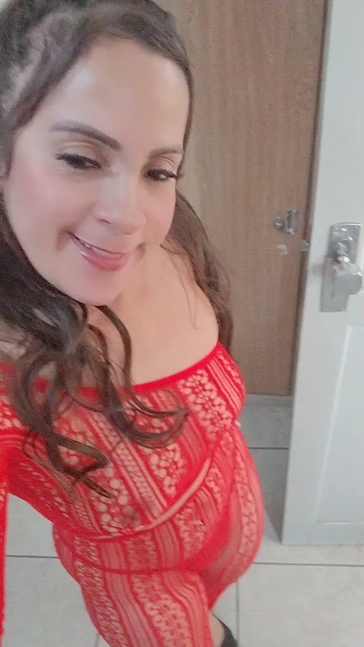 Vídeo Melissa Fantiny, Ipatinga MG - Uma morena muito deliciosa - Clique para assistir