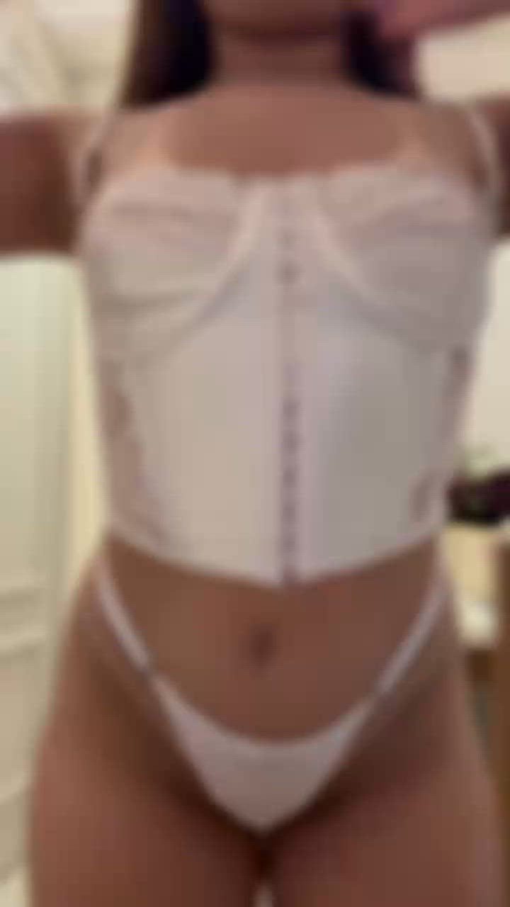 Vídeo Mia, Vila Velha ES - A ninfeta dos seus sonhos