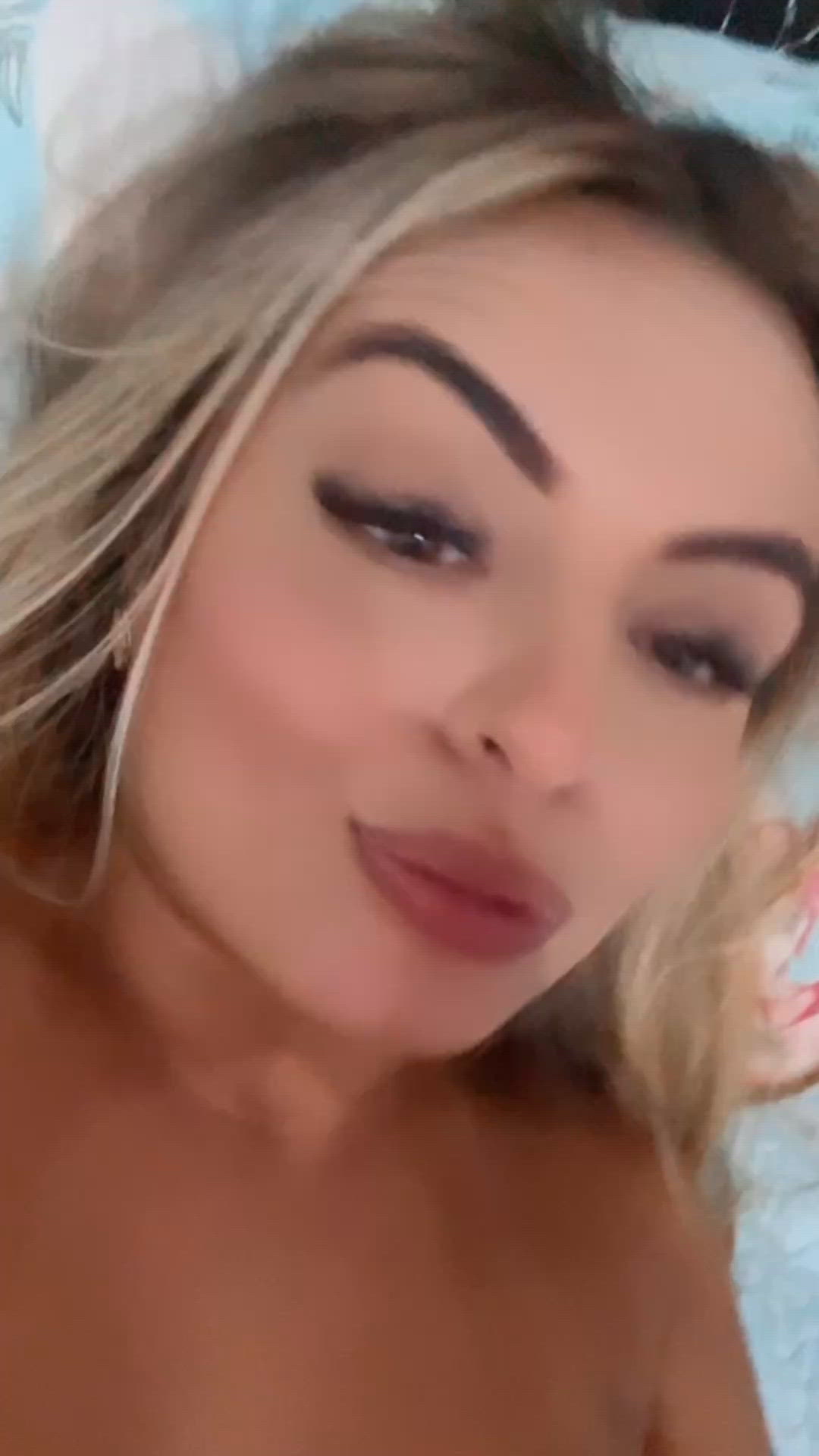 Vídeo Nina Oliveira, Vitória ES - Rainha do boquete