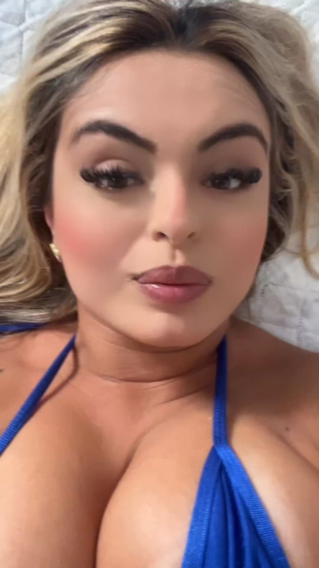 Vídeo Nina Oliveira, Vitória ES - Rainha do boquete