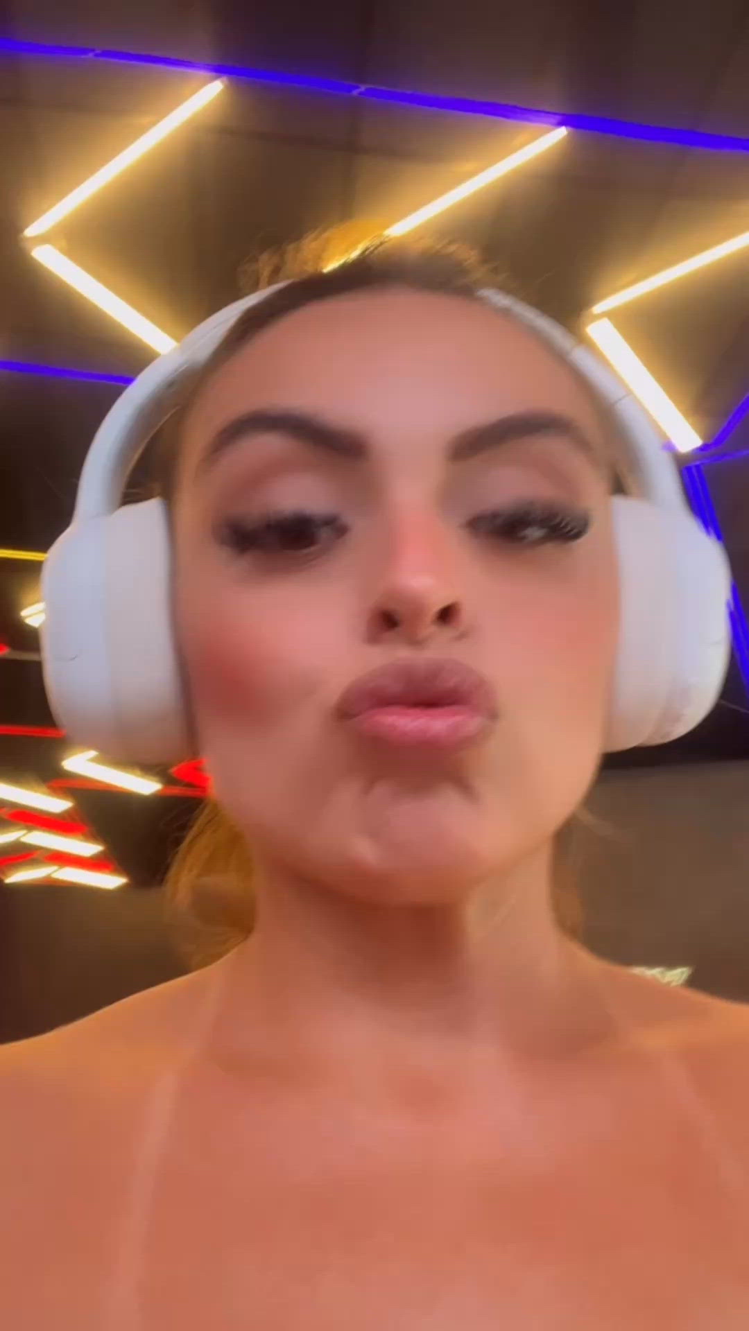 Vídeo Nina Oliveira, Vitória ES - Rainha do boquete