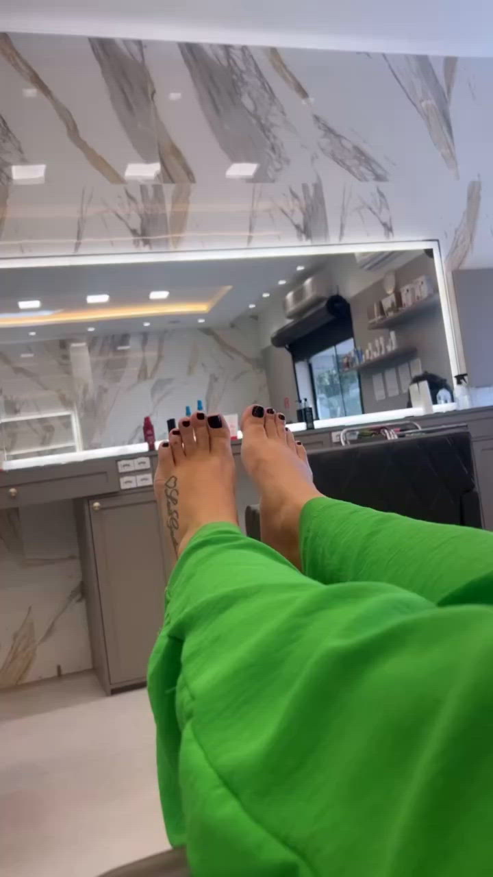 Vídeo Nina Oliveira, Vitória ES - Rainha do boquete - Clique para assistir