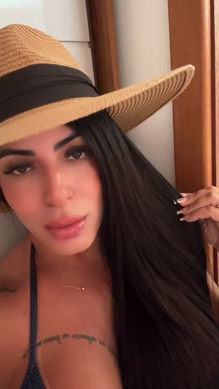 Vídeo Nycoli Ferrari, Vitória ES - Acompanhante de luxo