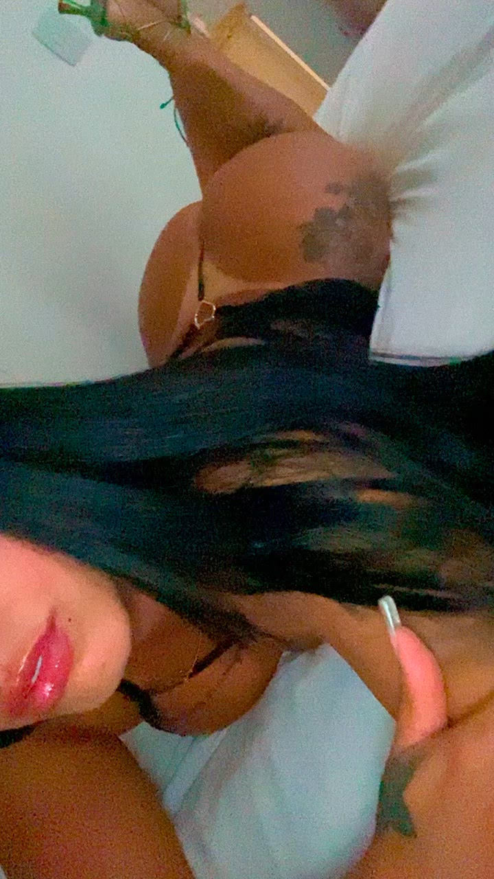 Vídeo Nycoli Ferrari, Vila Velha ES - Acompanhante de luxo - Clique para assistir