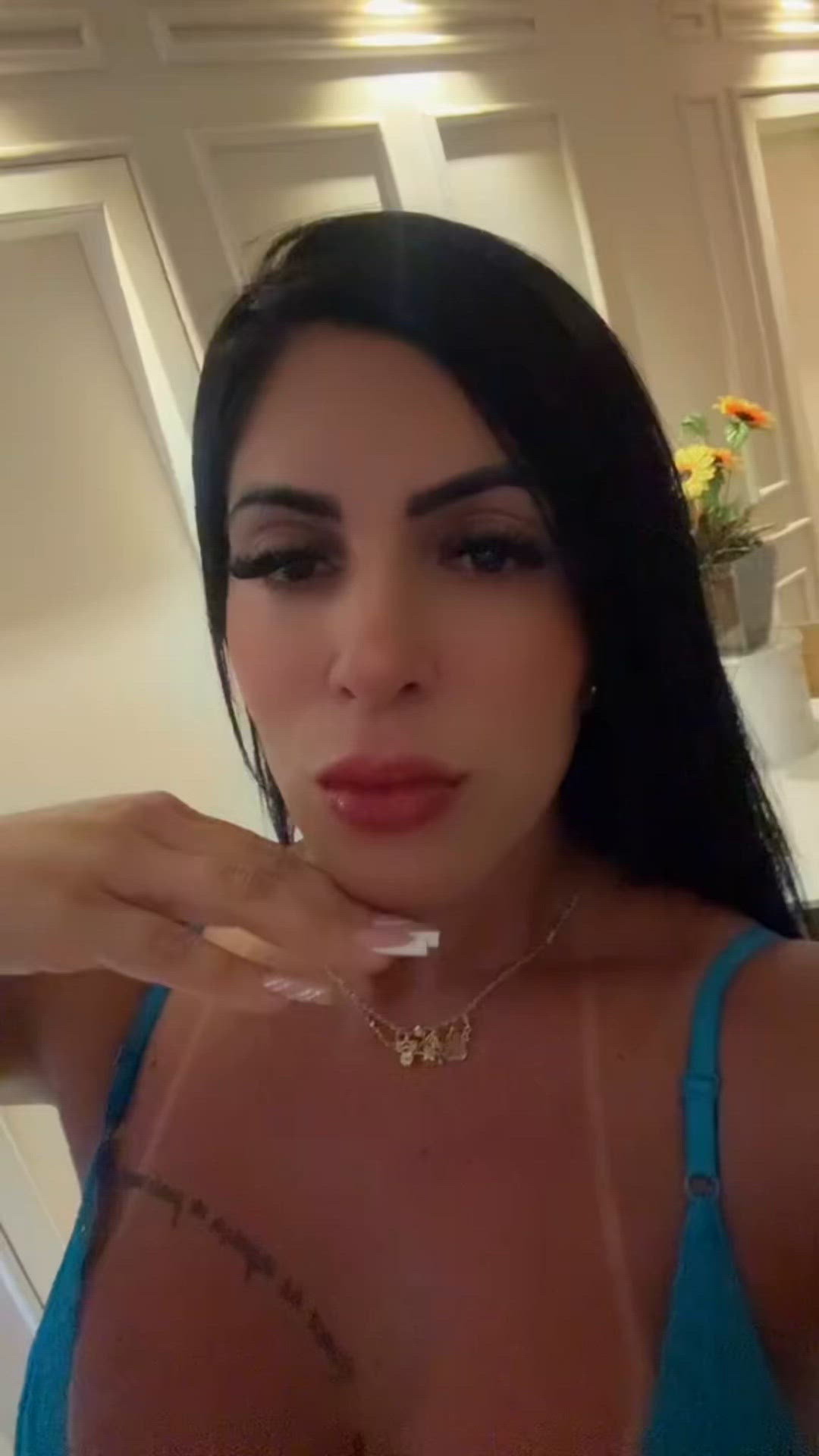 Vídeo Nycoli Ferrari, Vitória ES - Acompanhante de luxo - Clique para assistir