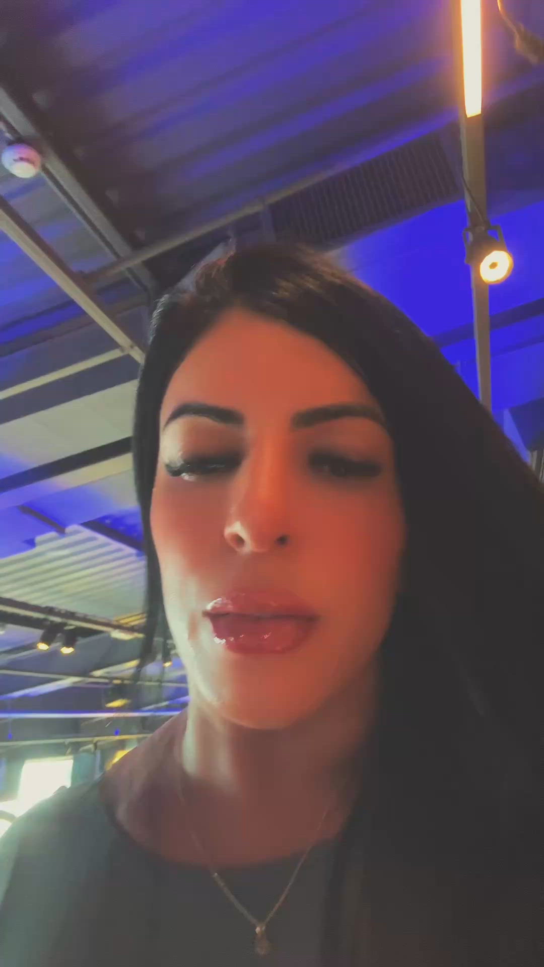 Vídeo Nycoli Ferrari, Vitória ES - Acompanhante de luxo - Clique para assistir