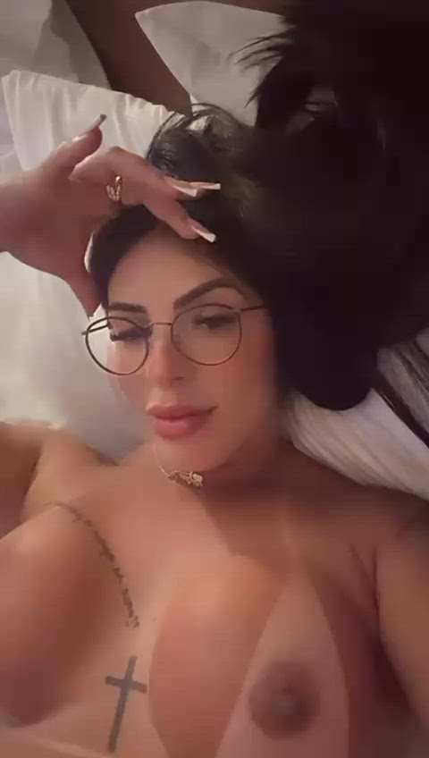 Vídeo Nycoli Ferrari, Vitória ES - Acompanhante de luxo - Clique para assistir