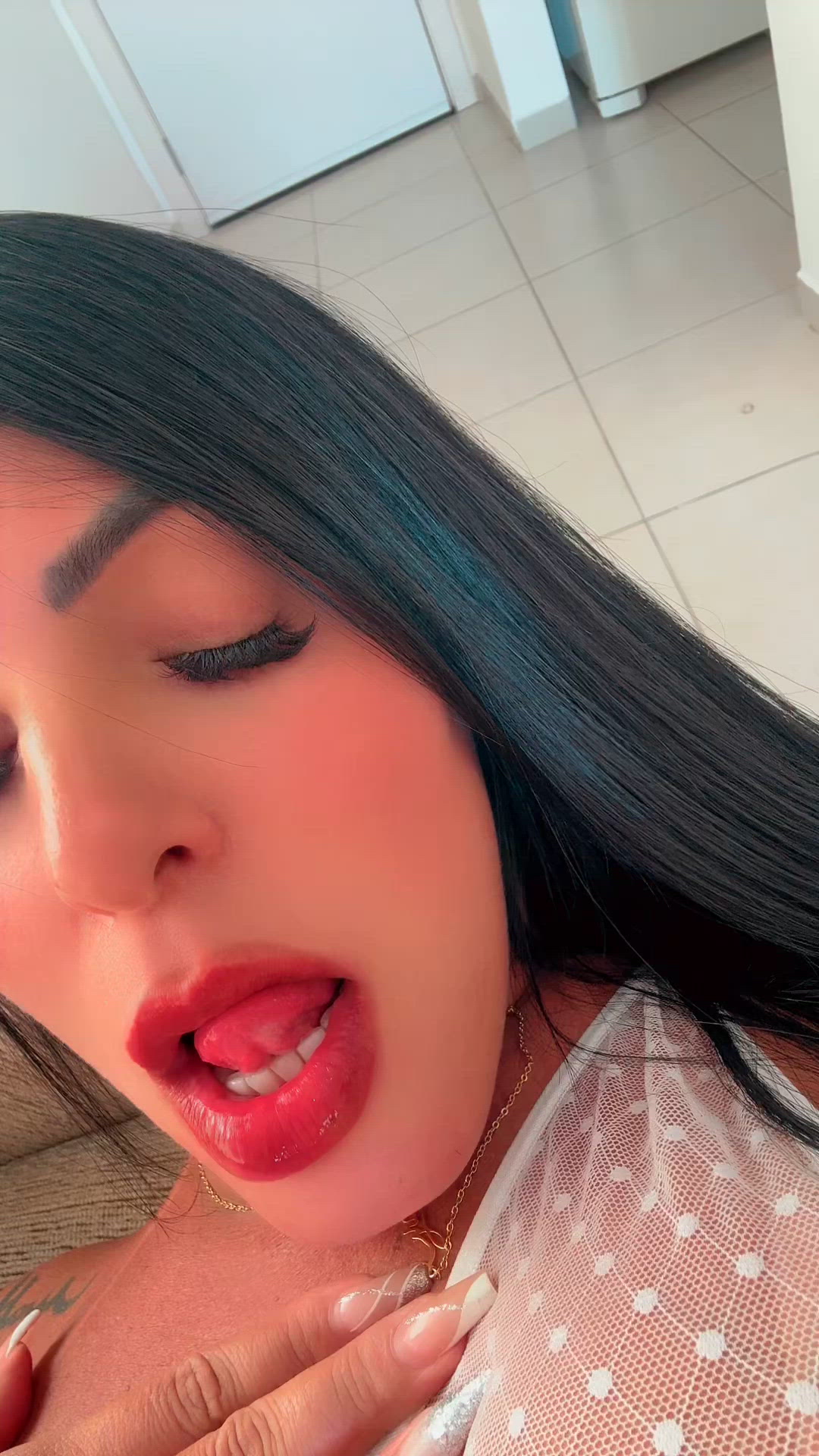 Vídeo Nycoli Ferrari, Vitória ES - Acompanhante de luxo - Clique para assistir