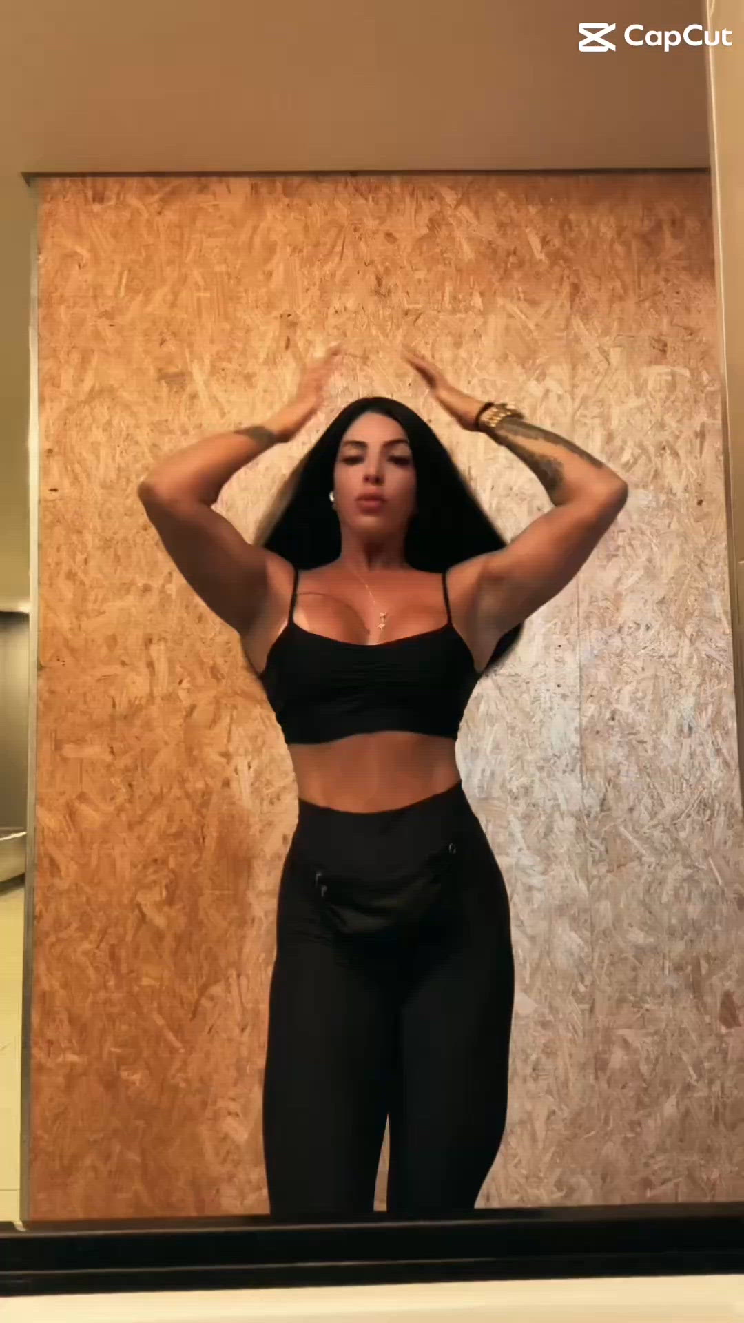 Vídeo Nycoli Ferrari, Vitória ES - Acompanhante de luxo - Clique para assistir