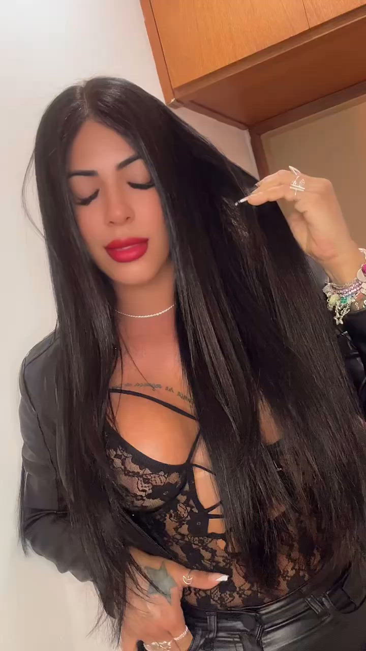 Vídeo Nycoli Ferrari, Vitória ES - Acompanhante de luxo