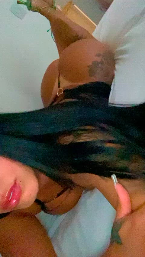 Vídeo Nycoli Ferrari, Vitória ES - Acompanhante de luxo - Clique para assistir