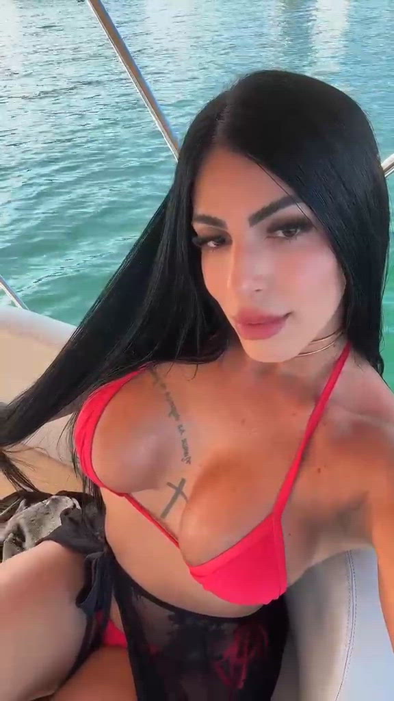 Vídeo Nycoli Ferrari, Vitória ES - Acompanhante de luxo - Clique para assistir