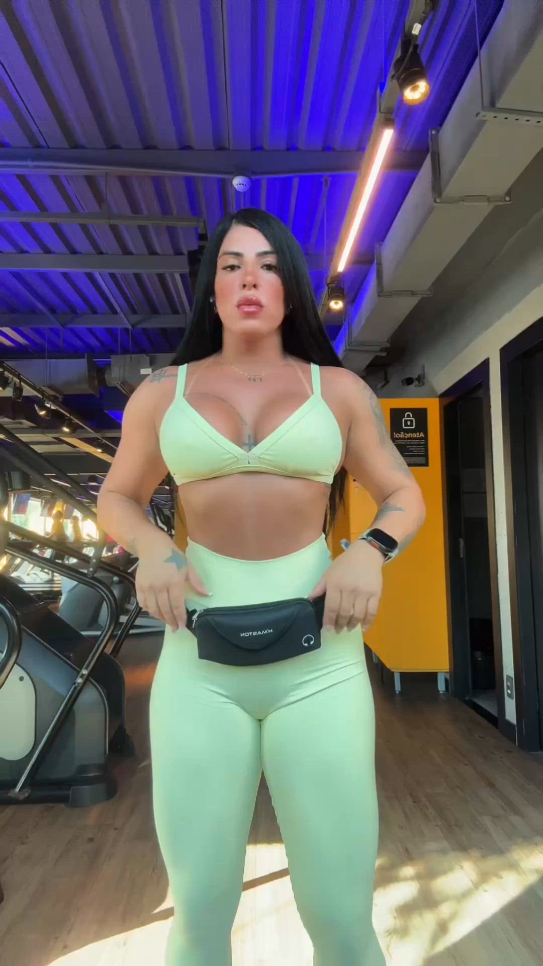 Vídeo Nycoli Ferrari, Vitória ES - Acompanhante de luxo - Clique para assistir