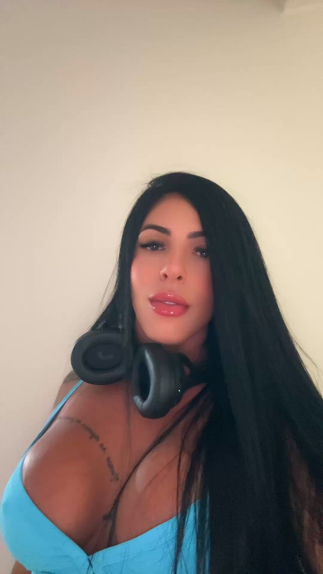 Vídeo Nycoli Ferrari, Vitória ES - Acompanhante de luxo - Clique para assistir