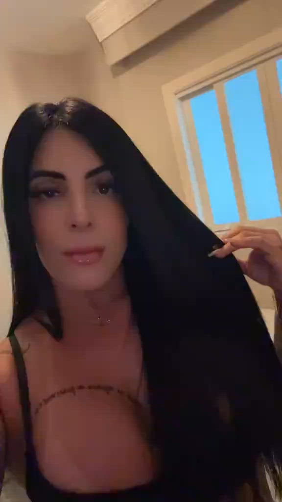 Vídeo Nycoli Ferrari, Vitória ES - Acompanhante de luxo