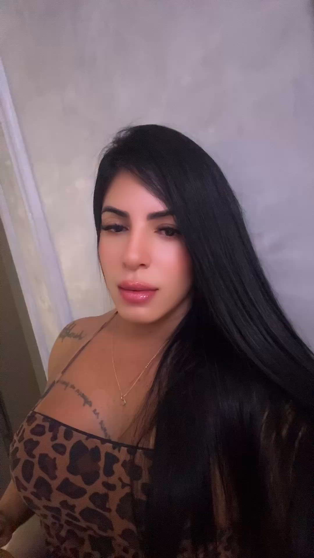 Vídeo Nycoli Ferrari, Vitória ES - Acompanhante de luxo