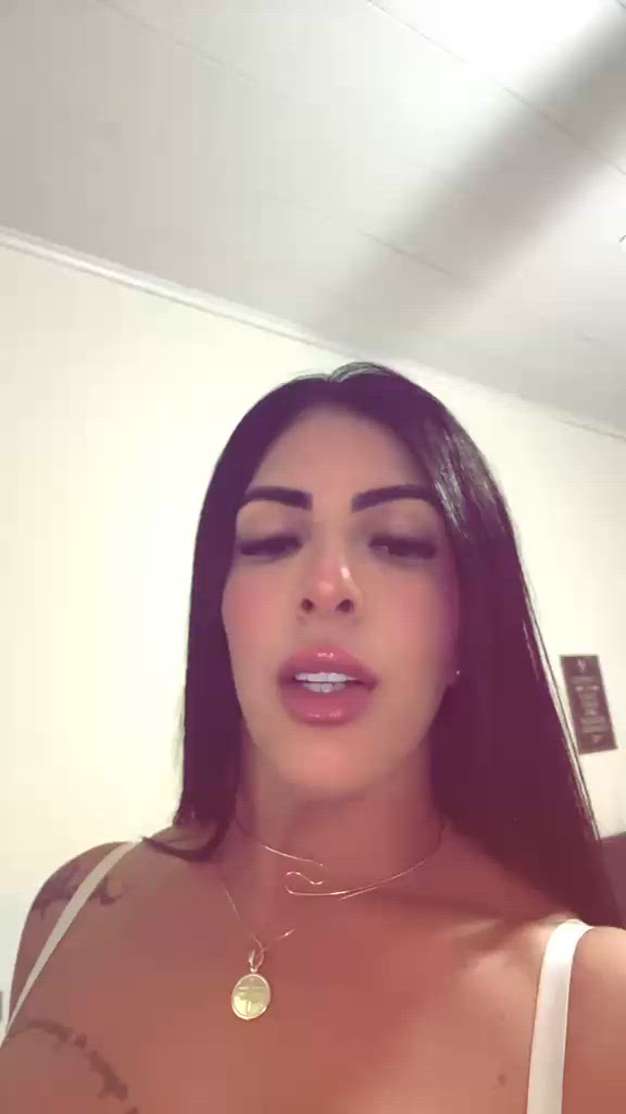 Vídeo Nycoli Ferrari, Vitória ES - Acompanhante de luxo