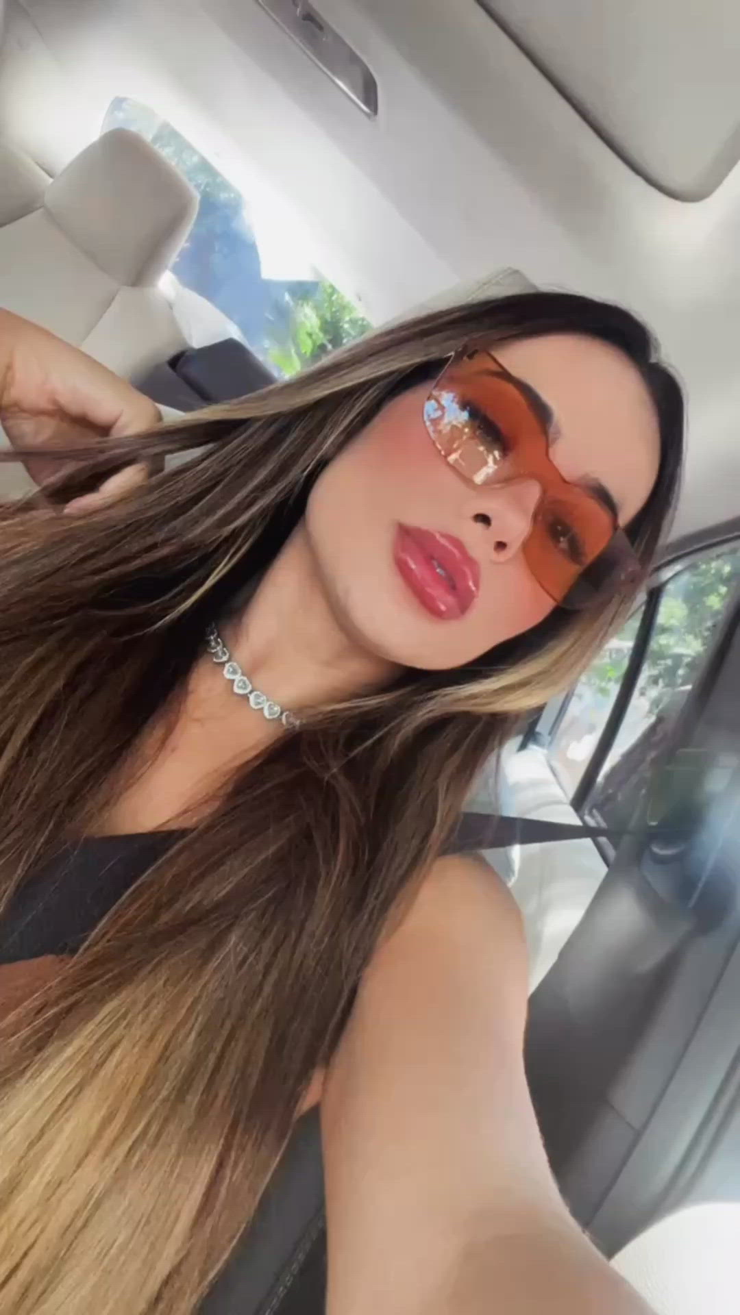 Vídeo Paola, Vitória ES - Cia de alto nível - Clique para assistir