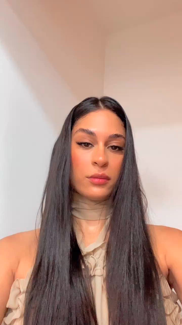 Vídeo Pietra Beloni, Cachoeiro de Itapemirim ES - Novinha - Clique para assistir