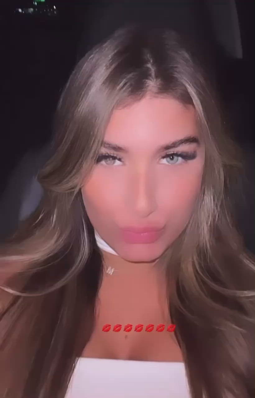 Vídeo Raquel Scheer, Vitória ES - Loira irresistível
