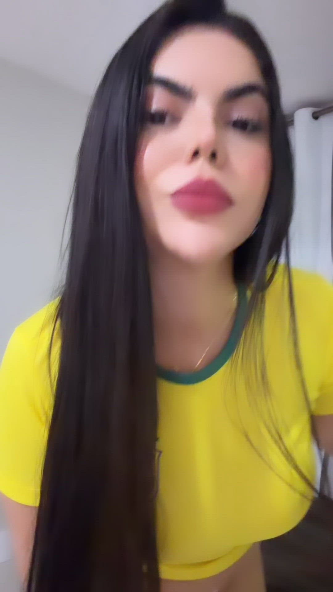 Vídeo Rebeca Vasconcelos, Linhares ES