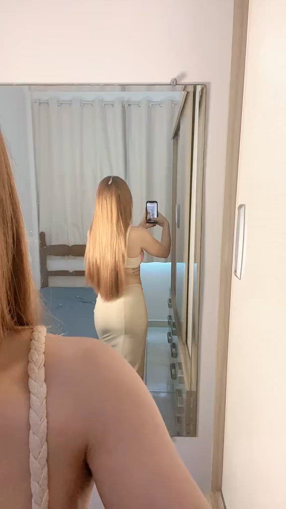 Vídeo Saiury Monasco, Vitória ES - Uma linda mulher, irresistível e elegante em temporada - Clique para assistir