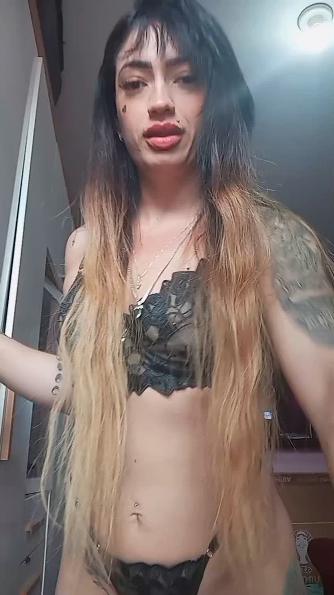 Vídeo Serena Bardot, Vitória ES - Carioca de luxo, puro charme, delírio e sensação