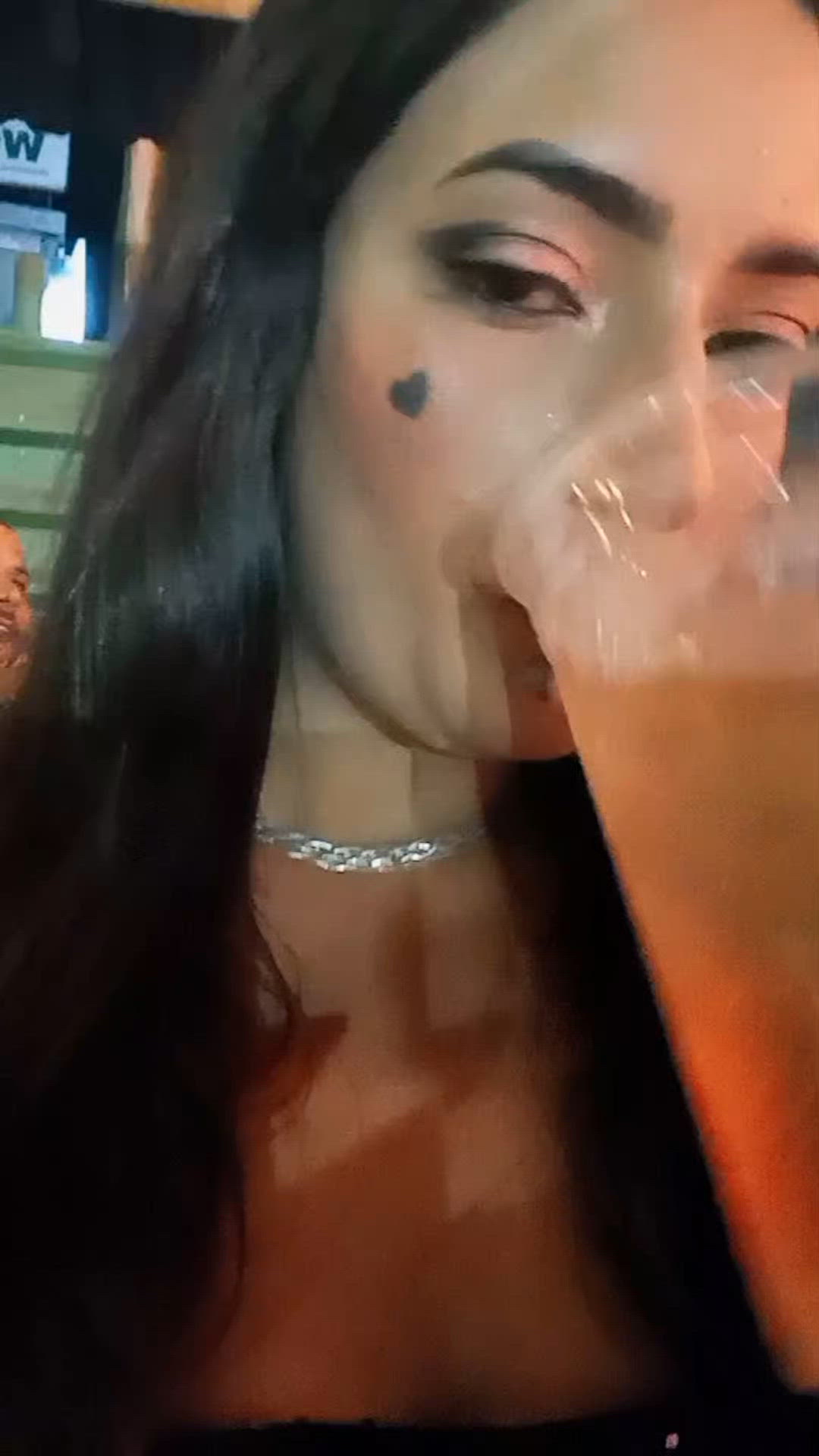 Vídeo Serena Bardot, Vitória ES - Carioca de luxo, puro charme, delírio e sensação - Clique para assistir