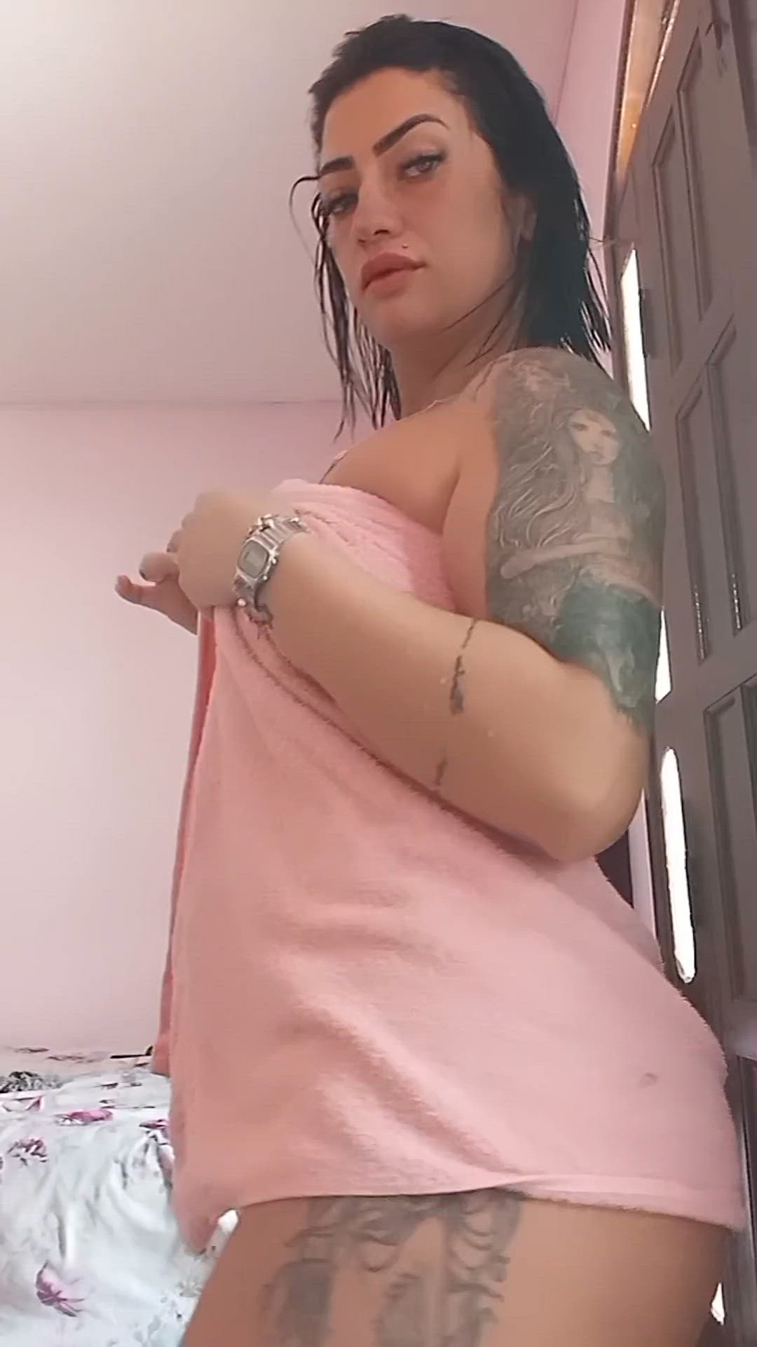 Vídeo Serena Bardot, Vitória ES - Carioca de luxo, puro charme, delírio e sensação - Clique para assistir