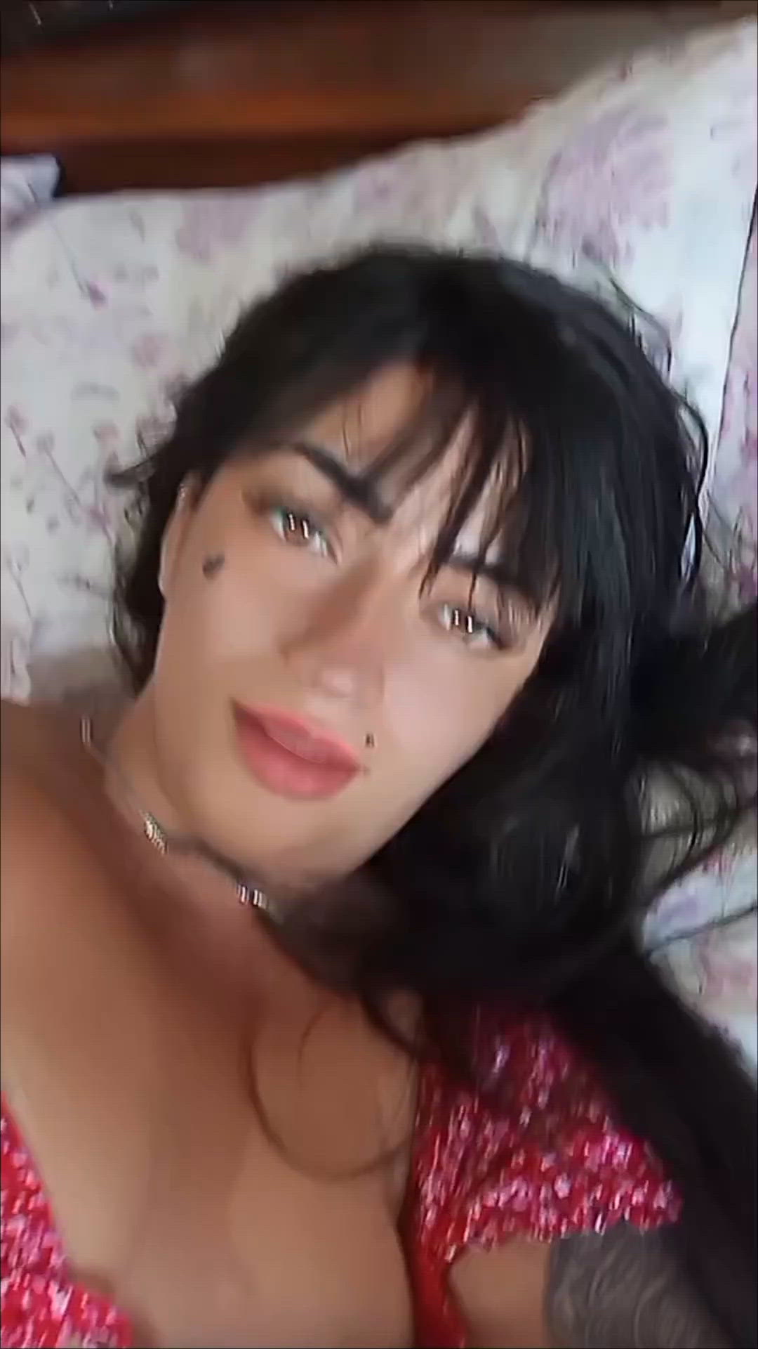 Vídeo Serena Bardot, São Mateus ES - Carioca de luxo, puro charme, delírio e sensação - Clique para assistir