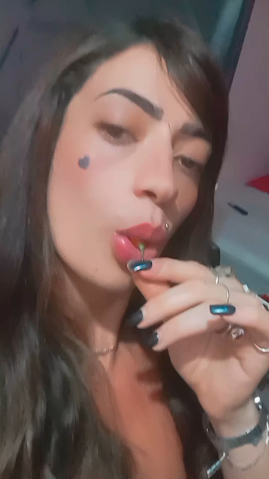 Vídeo Serena Bardot, São Mateus ES - Carioca de luxo, puro charme, delírio e sensação - Clique para assistir