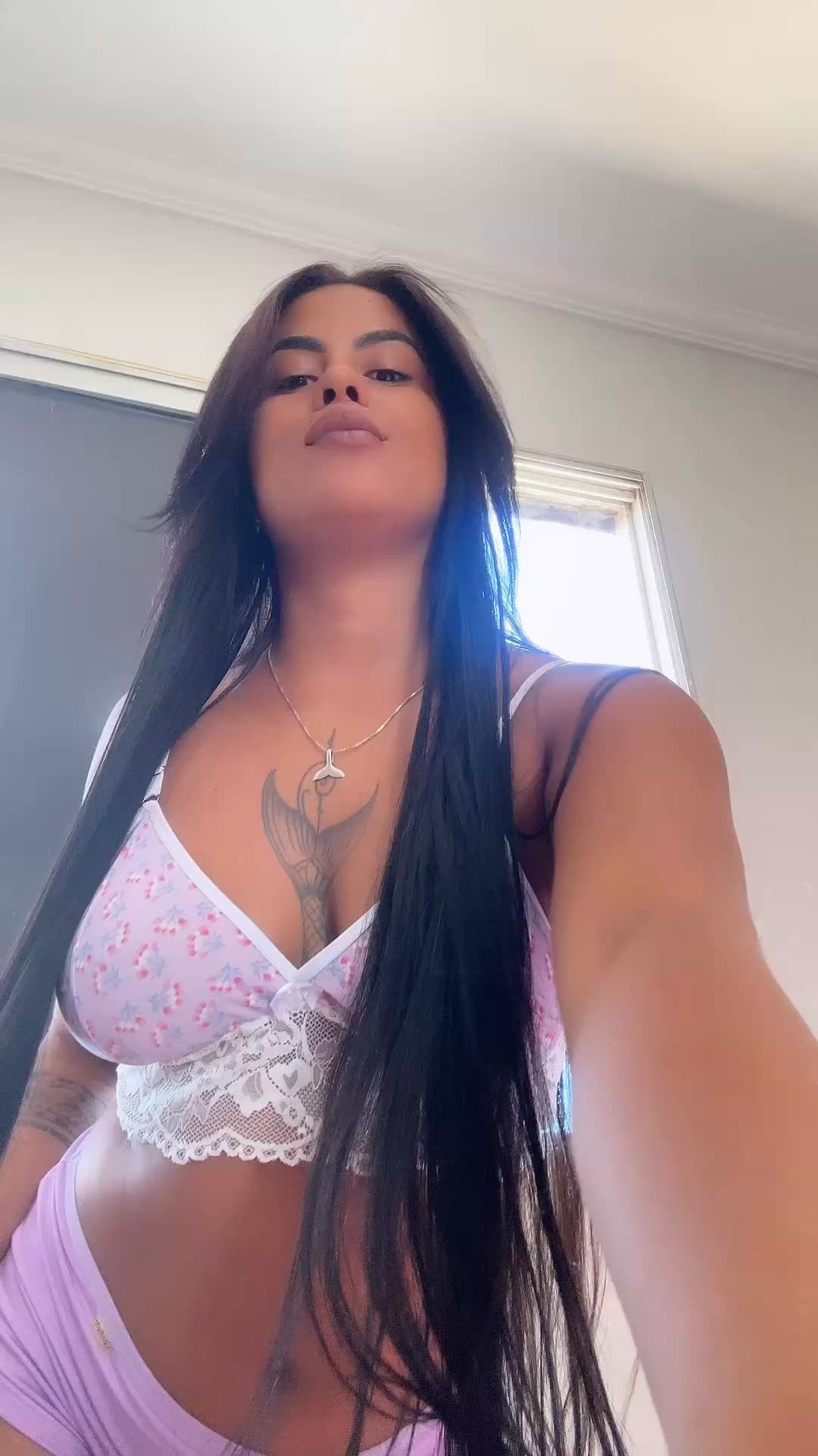 Vídeo Sereya Lima, Vitória ES - Estilo namoradinha