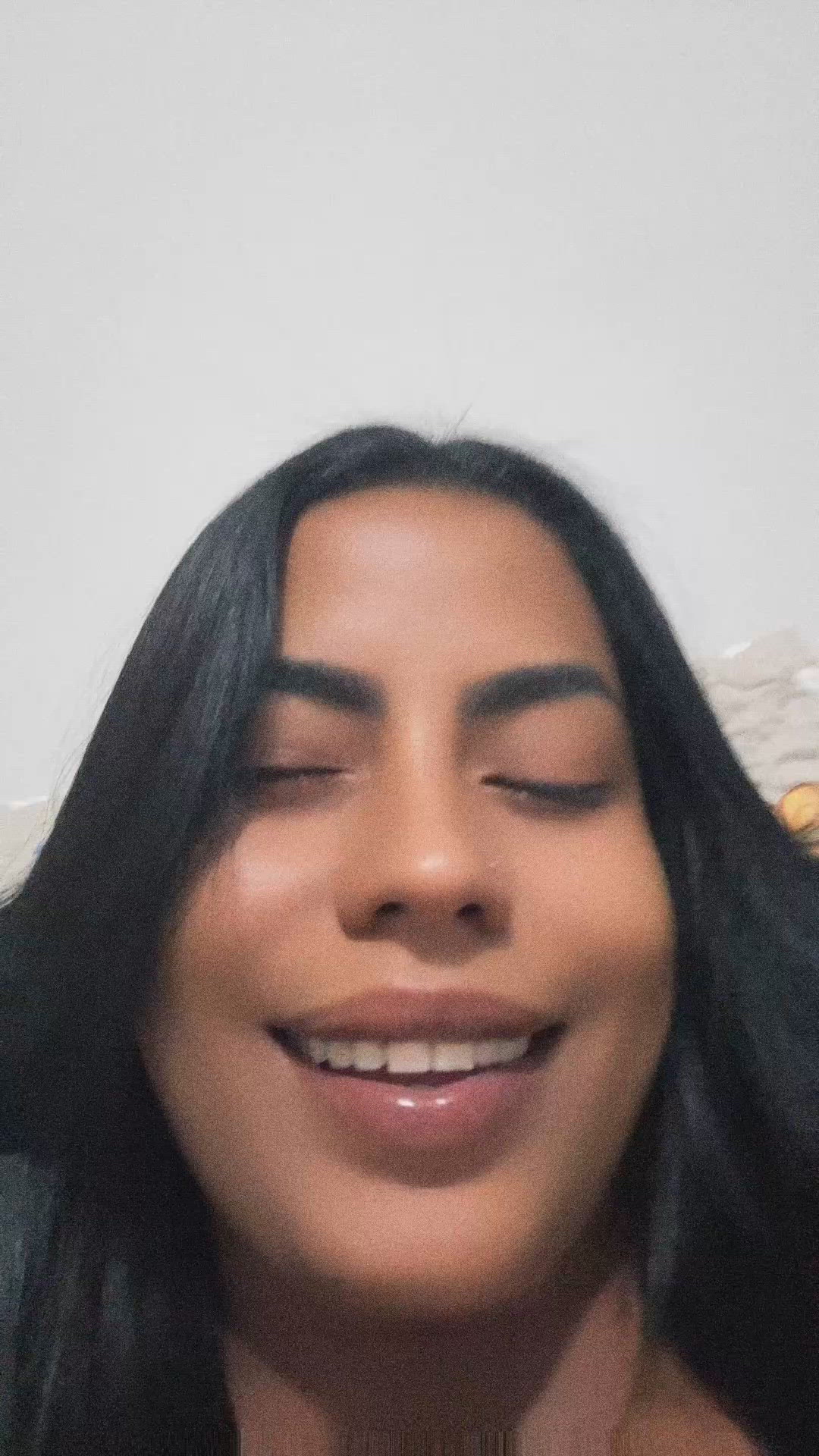 Vídeo Sereya Lima, Colatina ES - Estilo namoradinha - Clique para assistir
