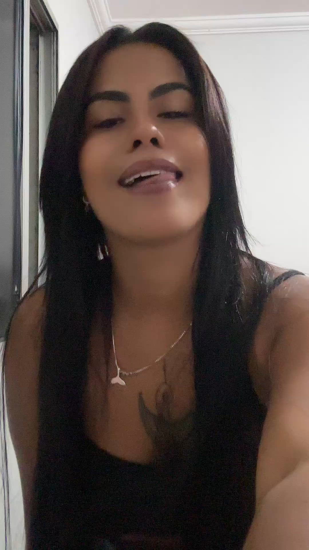 Vídeo Sereya Lima, Vitória ES - Estilo namoradinha - Clique para assistir