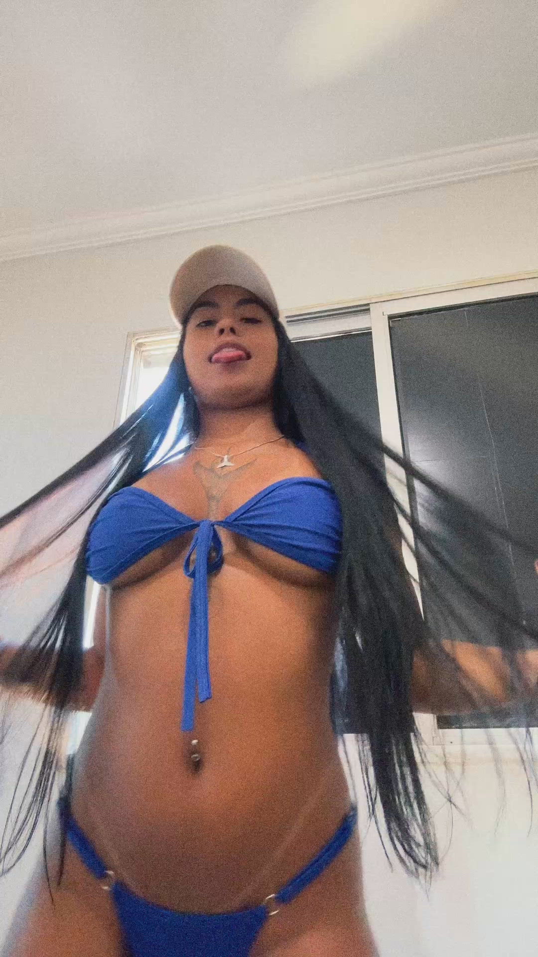 Vídeo Sereya Lima, Vitória ES - Estilo namoradinha - Clique para assistir