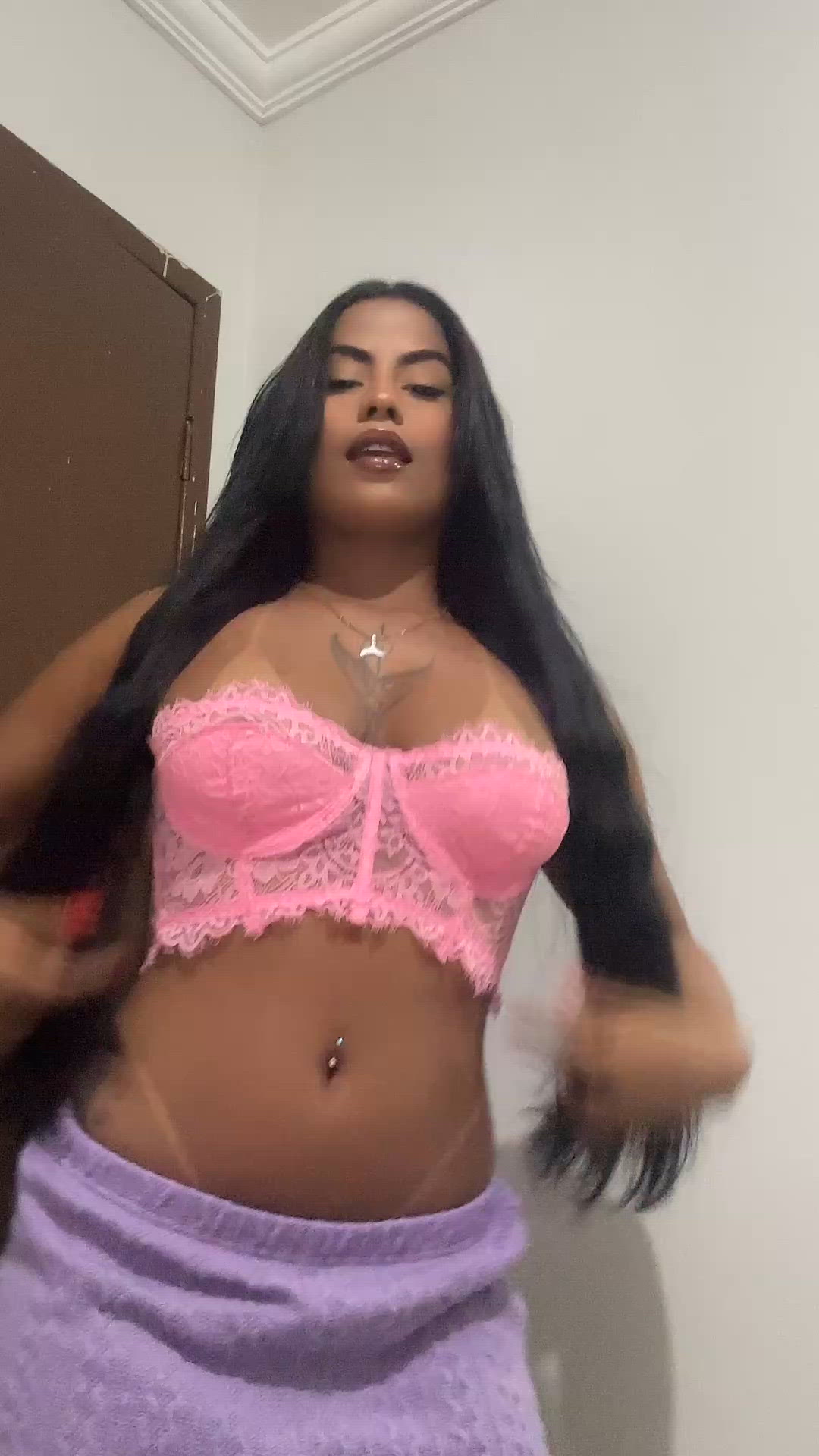 Vídeo Sereya Lima, Vitória ES - Estilo namoradinha - Clique para assistir