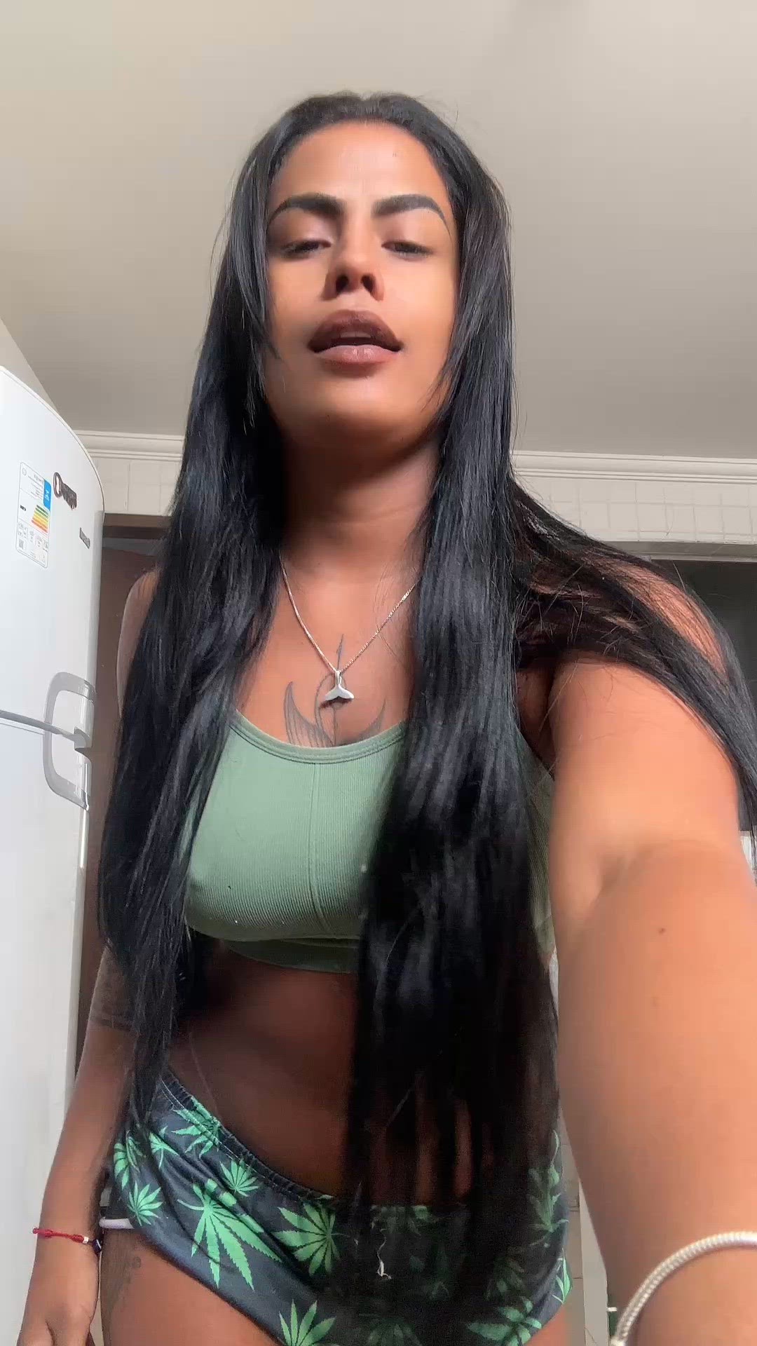 Vídeo Sereya Lima, Vitória ES - Estilo namoradinha - Clique para assistir