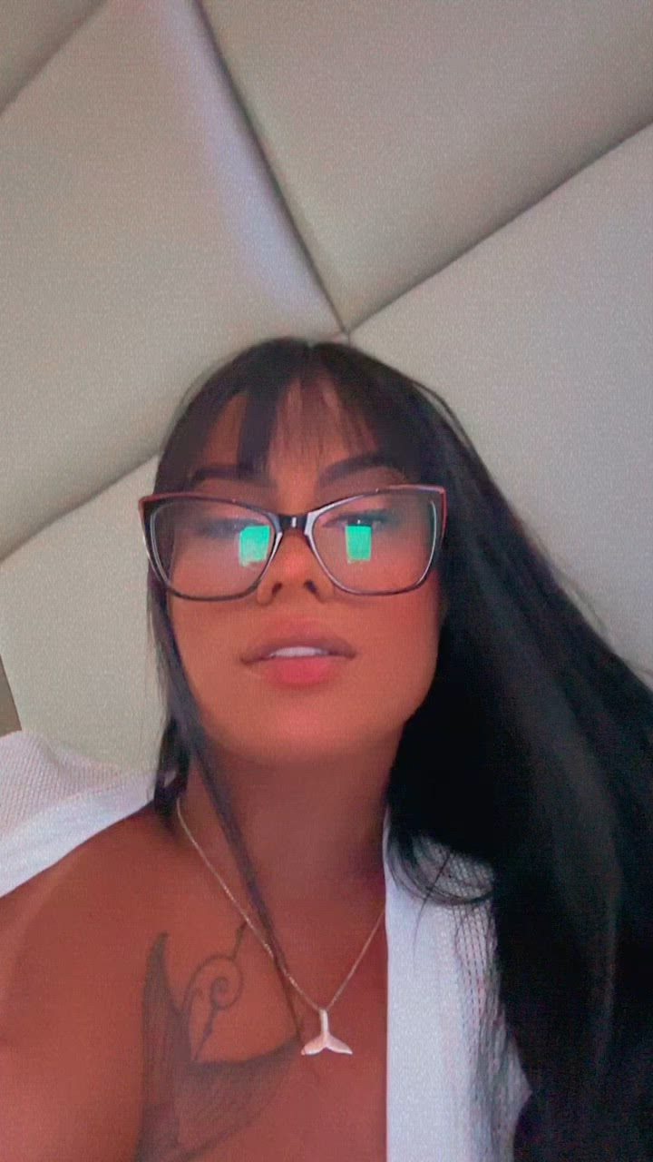 Vídeo Sereya Lima, Vitória ES - Estilo namoradinha - Clique para assistir