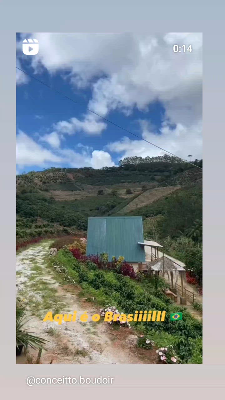 Vídeo Tays Maya, Marataízes ES - Morena foguenta