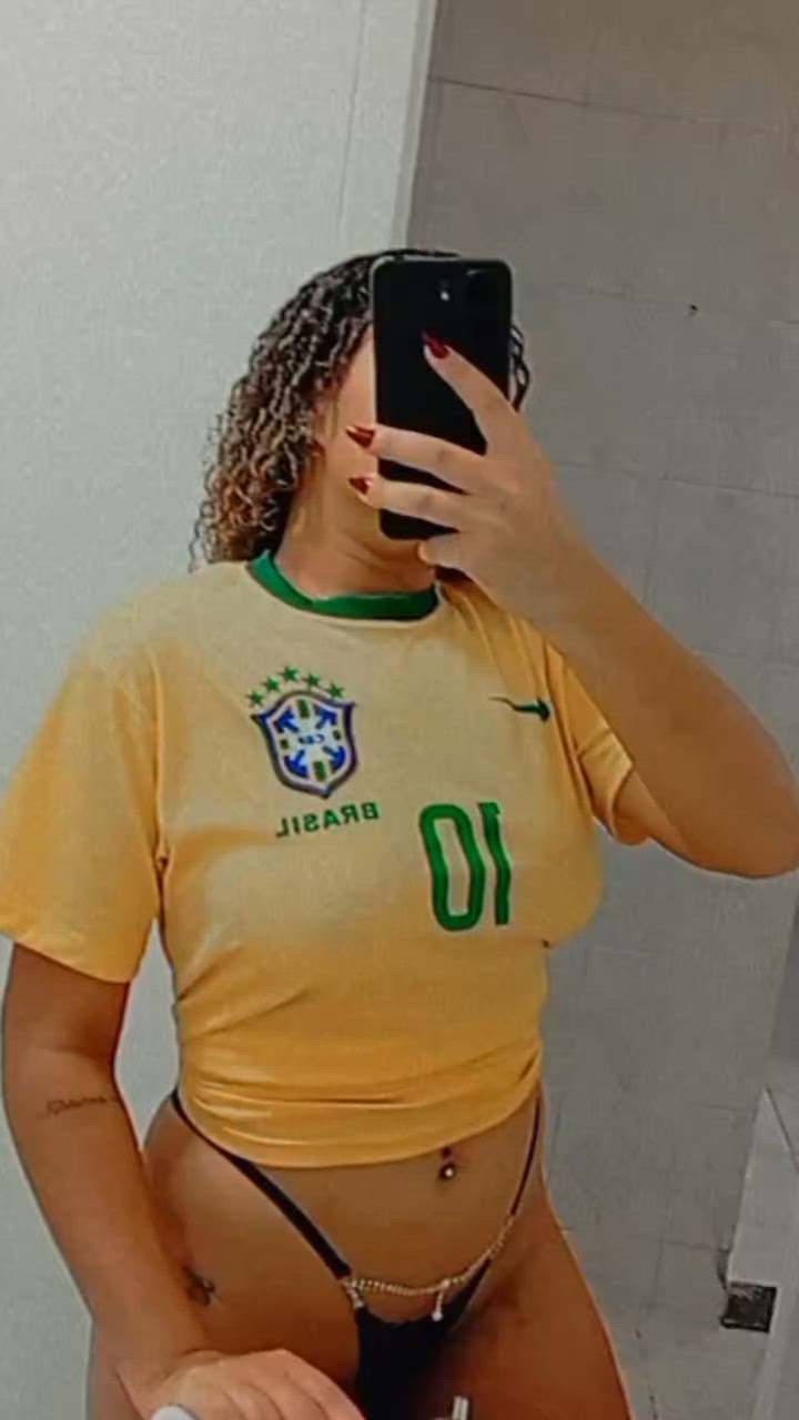 Vídeo Tays Maya, Aracruz ES - Morena foguenta - Clique para assistir