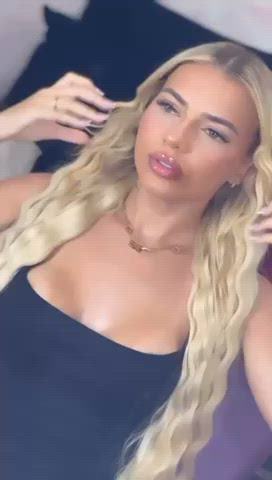 Vídeo Valentina Leblanc, Vitória ES - Loira de luxo, primeira vez em Vitória
