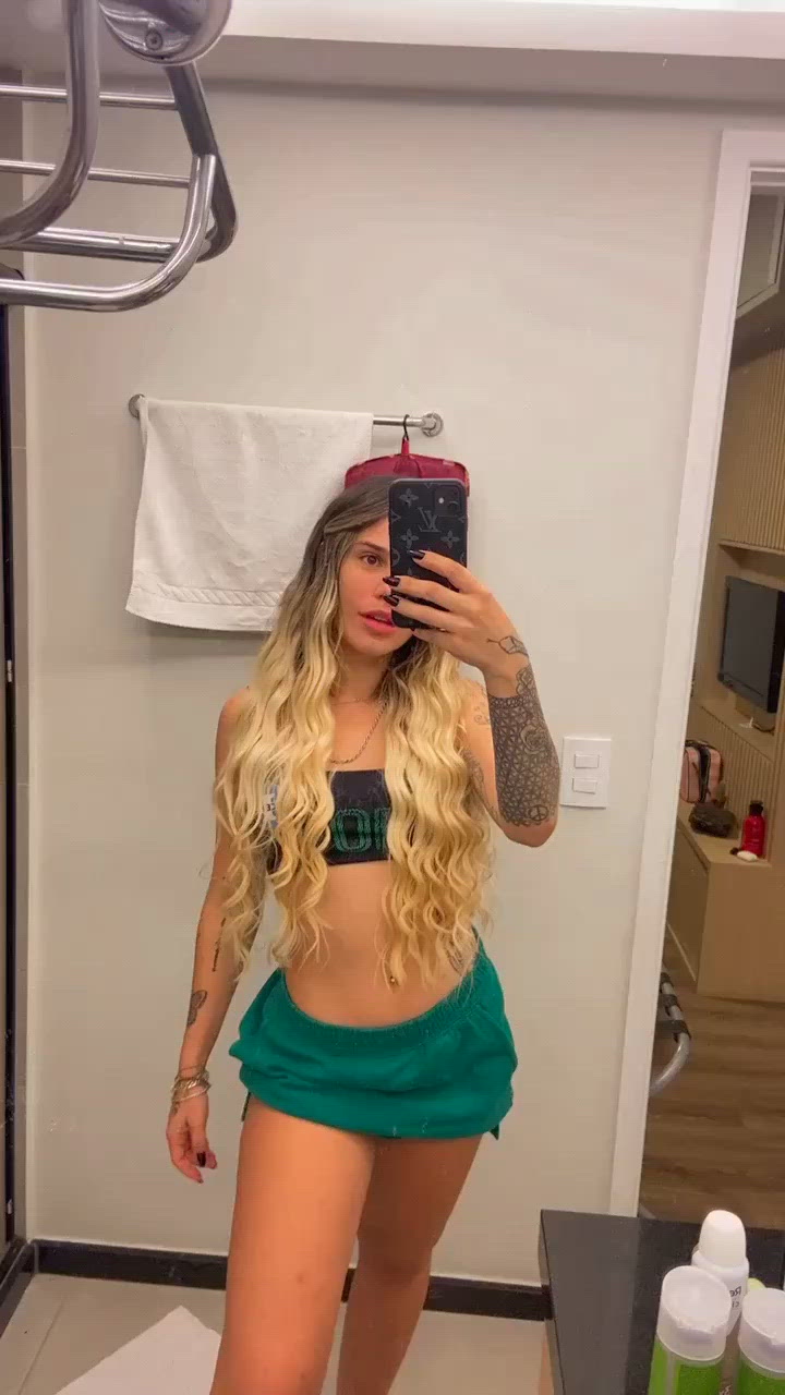 Vídeo Virgínia Costa, Vitória ES - Depois de 1 ano em terras capixabas, AMO - Clique para assistir