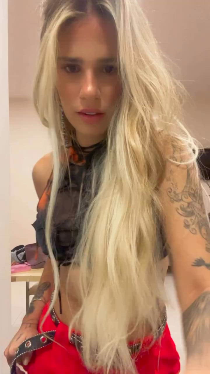 Vídeo Virgínia Costa, Vitória ES - Depois de 1 ano em terras capixabas, AMO - Clique para assistir