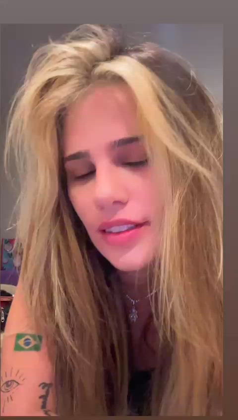 Vídeo Virgínia Costa, Vitória ES - Vocês não imaginam o prazer que é estar de volta - Clique para assistir