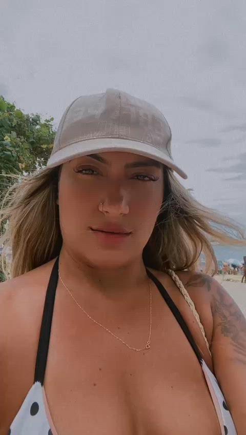 Vídeo Vivy Montenegro, Guarapari ES - Loiraça mais putinha, faço rapidinha - Clique para assistir