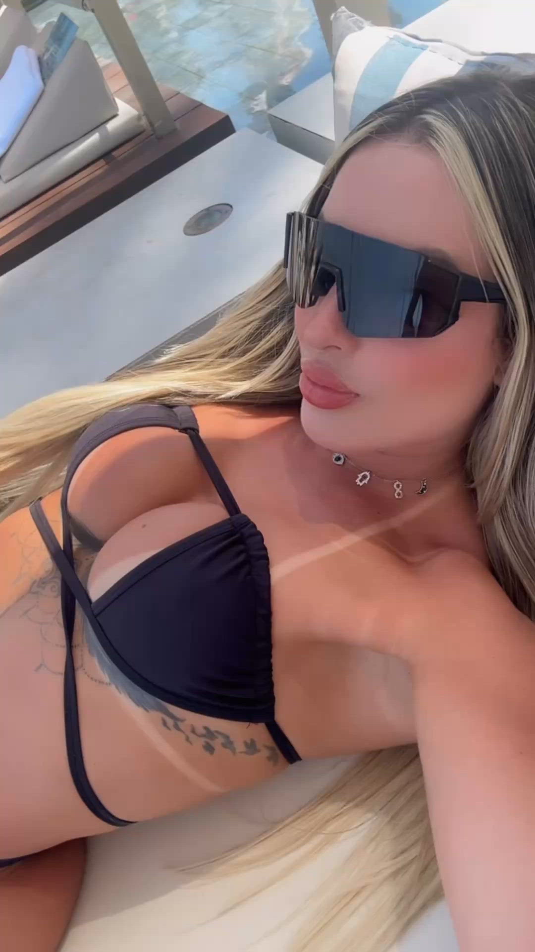 Vídeo Yara Mel, Vitória ES - Loira sarada